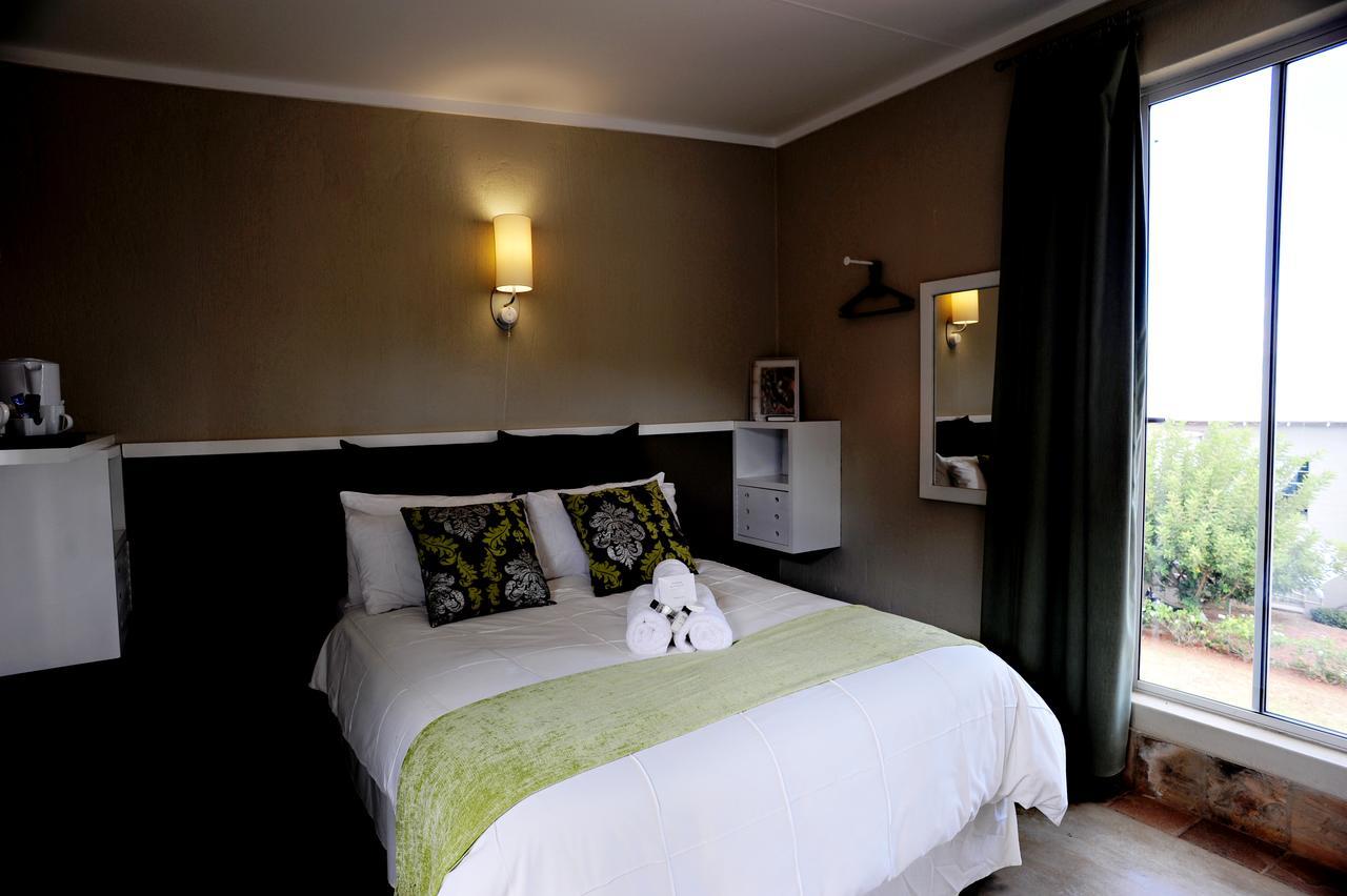 Villa Paradiso Hartbeespoort Eksteriør billede